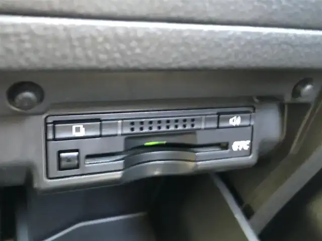 トヨタ ヴェルファイア 2．4Z 富山県 2012(平24)年 5.9万km ブラック ツインサンルーフ/フリップダウンモニター/純正ナビ/フルセグTV/バックカメラ/ドライブレコーダー/コーナーセンサー/両側パワースライドドア/ステアリングスイッチ/プッシュスタート/スマートキー/オートライト/ETC