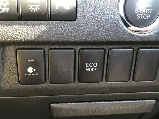 トヨタ ヴェルファイア 2．4Z 富山県 2012(平24)年 5.9万km ブラック ツインサンルーフ/フリップダウンモニター/純正ナビ/フルセグTV/バックカメラ/ドライブレコーダー/コーナーセンサー/両側パワースライドドア/ステアリングスイッチ/プッシュスタート/スマートキー/オートライト/ETC