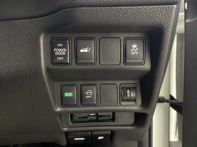 日産 エクストレイル 20Xi Vセレクション 秋田県 2021(令3)年 4.9万km ブリリアントホワイトパール ４WD/純正メモリナビ(Bluetooth/CD/DVD/フルセグ)/全方位カメラ/アラウンドビューモニター/ETC/前方ドライブレコーダー/前席シートヒーター/前席パワーシート/クルーズコントロール/ダウンヒルアシストコントロール/電動リアゲード/前後コーナーセンサー/プロパイロット/NISMOアルミホイル/NISMOフロアマット/オートマチックハイビーム/盗難防止装置/LEDヘッドライト/スマートキー/スペアキー