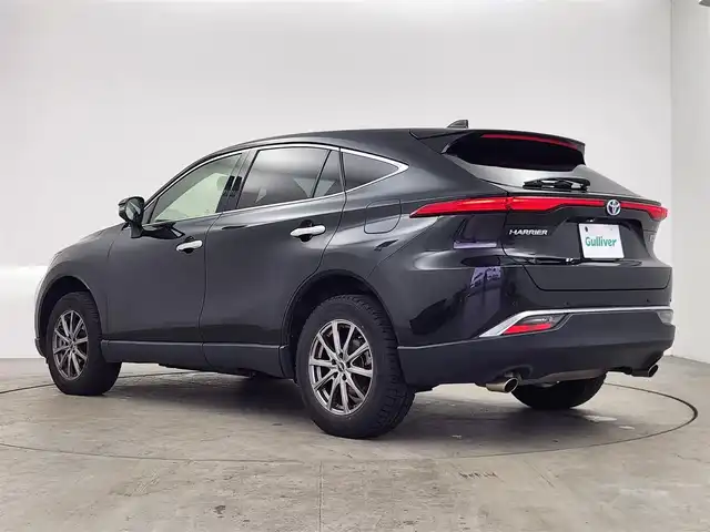 トヨタ ハリアー ハイブリッド Z レザーパッケージ 愛知県 2020(令2)年 6.6万km プレシャスブラックパール トヨタセーフティセンス/純正ディスプレイオーディオ/ＪＢＬサウンド/バックカメラ/デジタルインナーミラー/ヘッドアップディスプレイ/ＢＳＭ/黒革シート/MTモード付AT/USB挿入口/シートメモリ/ＥＴＣ２．０/前席シートヒーター/前席エアシート/パワーシート/ステアリングヒーター/電動リアゲート/ドラレコ/社外17インチAW/サマータイヤ積み込み/純正フロアマット