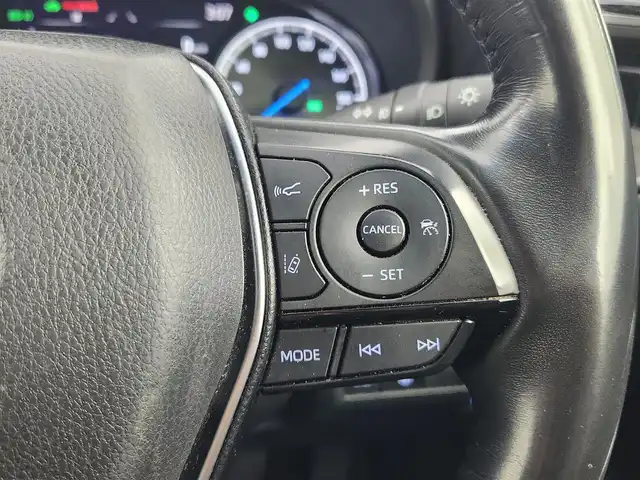 トヨタ ハリアー ハイブリッド Z レザーパッケージ 愛知県 2020(令2)年 6.6万km プレシャスブラックパール トヨタセーフティセンス/純正ディスプレイオーディオ/ＪＢＬサウンド/バックカメラ/デジタルインナーミラー/ヘッドアップディスプレイ/ＢＳＭ/黒革シート/MTモード付AT/USB挿入口/シートメモリ/ＥＴＣ２．０/前席シートヒーター/前席エアシート/パワーシート/ステアリングヒーター/電動リアゲート/ドラレコ/社外17インチAW/サマータイヤ積み込み/純正フロアマット