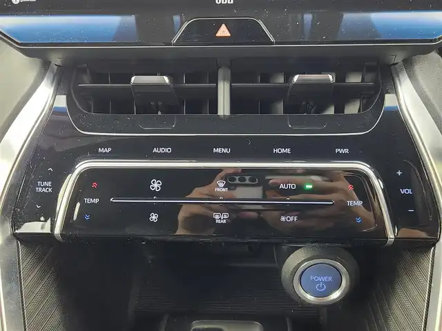 トヨタ ハリアー ハイブリッド Z レザーパッケージ 愛知県 2020(令2)年 6.6万km プレシャスブラックパール トヨタセーフティセンス/純正ディスプレイオーディオ/ＪＢＬサウンド/バックカメラ/デジタルインナーミラー/ヘッドアップディスプレイ/ＢＳＭ/黒革シート/MTモード付AT/USB挿入口/シートメモリ/ＥＴＣ２．０/前席シートヒーター/前席エアシート/パワーシート/ステアリングヒーター/電動リアゲート/ドラレコ/社外17インチAW/サマータイヤ積み込み/純正フロアマット