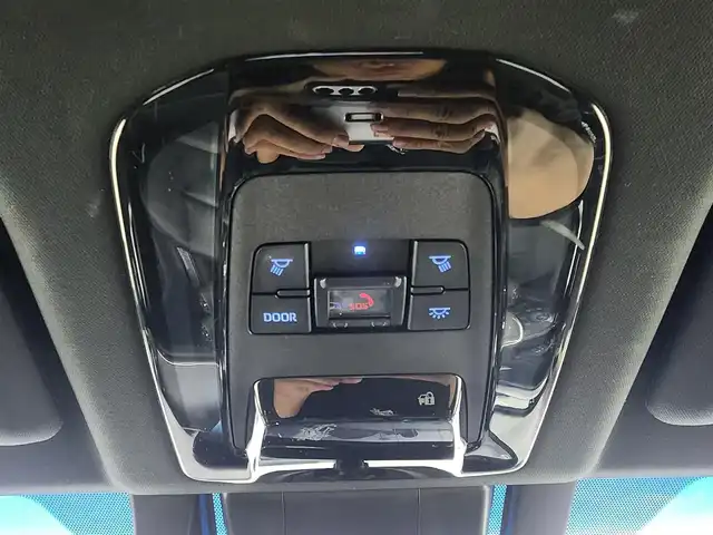 トヨタ ハリアー ハイブリッド Z レザーパッケージ 愛知県 2020(令2)年 6.6万km プレシャスブラックパール トヨタセーフティセンス/純正ディスプレイオーディオ/ＪＢＬサウンド/バックカメラ/デジタルインナーミラー/ヘッドアップディスプレイ/ＢＳＭ/黒革シート/MTモード付AT/USB挿入口/シートメモリ/ＥＴＣ２．０/前席シートヒーター/前席エアシート/パワーシート/ステアリングヒーター/電動リアゲート/ドラレコ/社外17インチAW/サマータイヤ積み込み/純正フロアマット