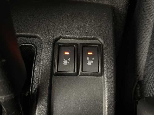 スズキ ジムニー XC 埼玉県 2022(令4)年 2.8万km ジャングルグリーン 純正ナビ/　(Bluetooth/DVD/CD/USB/iPod/SD)/フルセグテレビ/バックカメラ/ビルトインETC/ドライブレコーダー/デジタルインナーミラー/クルーズコントロール/衝突被害軽減ブレーキ/車線逸脱警報/運転席・助手席シートヒーター/ダウンヒルアシストコントロール/ヒーテッドドアミラー/プッシュスタート/社外フロアマット/純正16インチアルミホイール