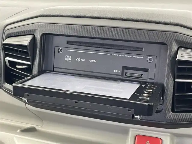 ダイハツ ミラ イース X SAⅢ 埼玉県 2017(平29)年 4.7万km パールホワイトⅢ 社外ナビ　バックカメラ　ＥＴＣ　ドライブレコーダー　スマートアシスト３　ＣＤ再生　エアコン　フロアマット　アイドリングストップ　コーナーセンサー　リモコンキー　オートハイビーム　ＬＥＤライト　ＴＶ