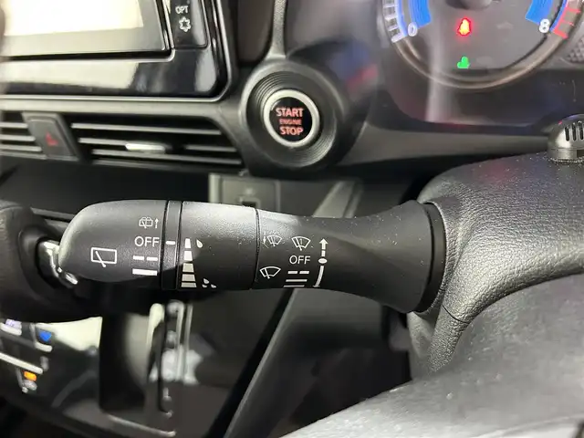 日産 デイズ ハイウェイスターG ターボ 佐賀県 2020(令2)年 3.9万km チタニウムグレーメタリック 純正9インチナビ/フルセグTV/DVD/CD/Bluetooth/全方位カメラ/衝突被害軽減システム/車線逸脱警報/先行車発信お知らせ告知機能/ロードサインアシスト/クリアランスソナー/オートライト/オートマチックハイビーム/LEDヘッドライト/LEDフォグライト/前後ドライブレコーダー/ETC/ハーフレザーシート/ISOFIX対応/純正フロアマット/純正15インチアルミホイール/スマートキー/スペアキー×１/ドアバイザー