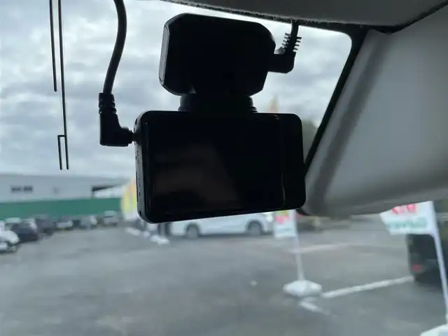 日産 デイズ ルークス ハイウェイスターターボ 千葉県 2017(平29)年 6万km クールシルバー エマージェンシーブレーキ/アラウンドビューカメラ/純正SDナビ【MJ116D-W】/・CD/Bluetooth/フルセグTV/両後パワースライドドア/インテリジェントキー/純正キセノンヘッドライト/フォグランプ/社外ドライブレコーダー/ETC/純正15インチアルミホイール/本革巻きステアリング/サイドエアバッグ/アイドリングストップ