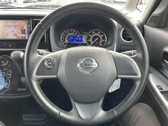 日産 デイズ ルークス ハイウェイスターターボ 千葉県 2017(平29)年 6万km クールシルバー エマージェンシーブレーキ/アラウンドビューカメラ/純正SDナビ【MJ116D-W】/・CD/Bluetooth/フルセグTV/両後パワースライドドア/インテリジェントキー/純正キセノンヘッドライト/フォグランプ/社外ドライブレコーダー/ETC/純正15インチアルミホイール/本革巻きステアリング/サイドエアバッグ/アイドリングストップ