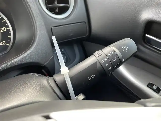 日産 デイズ ルークス ハイウェイスターターボ 千葉県 2017(平29)年 6万km クールシルバー エマージェンシーブレーキ/アラウンドビューカメラ/純正SDナビ【MJ116D-W】/・CD/Bluetooth/フルセグTV/両後パワースライドドア/インテリジェントキー/純正キセノンヘッドライト/フォグランプ/社外ドライブレコーダー/ETC/純正15インチアルミホイール/本革巻きステアリング/サイドエアバッグ/アイドリングストップ