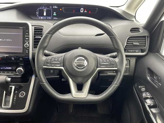 日産 セレナ ハイウェイスター G 千葉県 2016(平28)年 8.2万km ブリリアントホワイトパール 純正ナビ/　CD/DVD/ブルーレイ/クルーズコントロール/車線逸脱警報/衝突軽減ブレーキ/クリアランスソナー/アラウンドビューモニター/パーキングアシスト/両側パワースライド/LEDライト/フォグランプ/ビルトインＥＴＣ/全席ＵＳＢ端子/シートバックテーブル/ロールサンシェード/スマートキー/スタートボタン/フロアマット