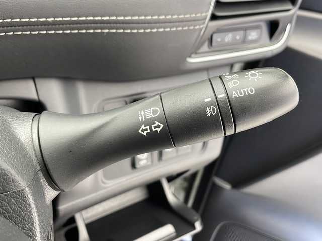 日産 セレナ ハイウェイスター G 千葉県 2016(平28)年 8.2万km ブリリアントホワイトパール 純正ナビ/　CD/DVD/ブルーレイ/クルーズコントロール/車線逸脱警報/衝突軽減ブレーキ/クリアランスソナー/アラウンドビューモニター/パーキングアシスト/両側パワースライド/LEDライト/フォグランプ/ビルトインＥＴＣ/全席ＵＳＢ端子/シートバックテーブル/ロールサンシェード/スマートキー/スタートボタン/フロアマット