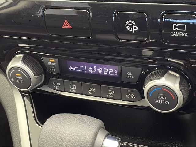 日産 セレナ ハイウェイスター G 千葉県 2016(平28)年 8.2万km ブリリアントホワイトパール 純正ナビ/　CD/DVD/ブルーレイ/クルーズコントロール/車線逸脱警報/衝突軽減ブレーキ/クリアランスソナー/アラウンドビューモニター/パーキングアシスト/両側パワースライド/LEDライト/フォグランプ/ビルトインＥＴＣ/全席ＵＳＢ端子/シートバックテーブル/ロールサンシェード/スマートキー/スタートボタン/フロアマット