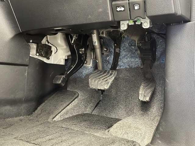 日産 セレナ ハイウェイスター G 千葉県 2016(平28)年 8.2万km ブリリアントホワイトパール 純正ナビ/　CD/DVD/ブルーレイ/クルーズコントロール/車線逸脱警報/衝突軽減ブレーキ/クリアランスソナー/アラウンドビューモニター/パーキングアシスト/両側パワースライド/LEDライト/フォグランプ/ビルトインＥＴＣ/全席ＵＳＢ端子/シートバックテーブル/ロールサンシェード/スマートキー/スタートボタン/フロアマット