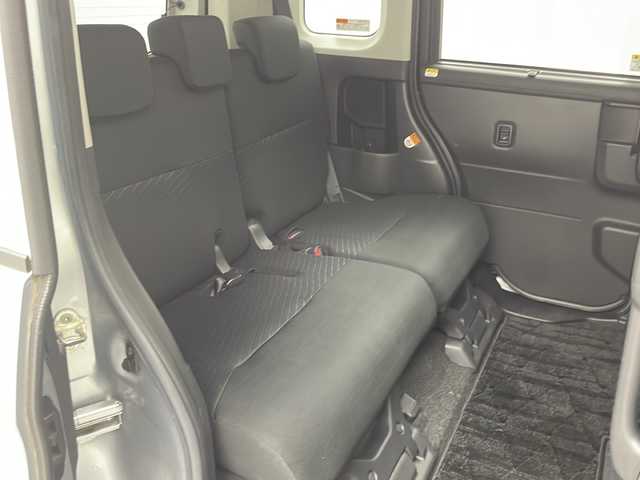 トヨタ タンク 福島県 2019(令1)年 1.6万km ブライトシルバーM /純正SDナビ//Bluetooth//フルセグTV//ETC//バックカメラ//前後ドライブレコーダー//スマートキー//プッシュスタート//前席シートヒーター//片側電動スライドドア//横滑り防止装置//前後コーナーセンサー//衝突被害軽減ブレーキ//盗難防止装置//オートライト//オートハイビーム//アイドリングストップ//サンシェード