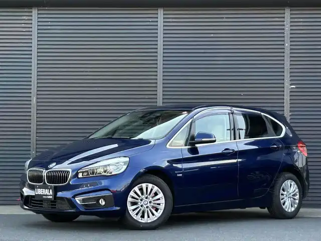 ＢＭＷ ２１８ｄ アクティブツアラー ラグジュアリー 茨城県 2016(平28)年 2.6万km メディテラニアンブルー コンフォ-トパッケージ /パ-キングサポ-トパッケージ /ベ-ジュ革 /シートヒーター /M付PWシ-ト /PWテ-ルゲ-ト /コンフォ-トアクセス /インテリジェントSFT /LDW /ナビ /BT /USB/DVD/CD /バックカメラ /PDC /LEDヘッドライト /オートライト/純正16インチAW /ETC2.0 /禁煙車