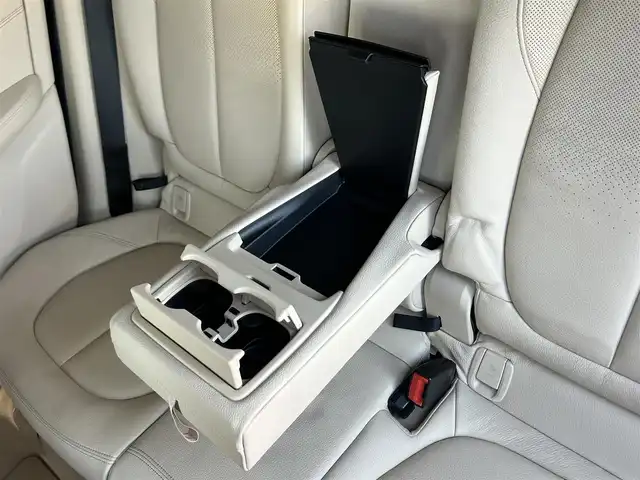 ＢＭＷ ２１８ｄ アクティブツアラー ラグジュアリー 茨城県 2016(平28)年 2.6万km メディテラニアンブルー コンフォ-トパッケージ /パ-キングサポ-トパッケージ /ベ-ジュ革 /シートヒーター /M付PWシ-ト /PWテ-ルゲ-ト /コンフォ-トアクセス /インテリジェントSFT /LDW /ナビ /BT /USB/DVD/CD /バックカメラ /PDC /LEDヘッドライト /オートライト/純正16インチAW /ETC2.0 /禁煙車