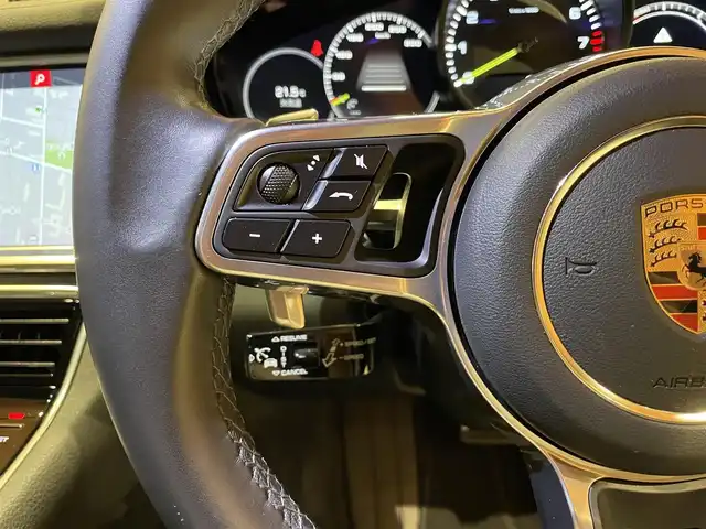 ポルシェ ポルシェ パナメーラ 4 E－ハイブリッド 10イヤーズED 道央・札幌 2020(令2)年 4.4万km ジェットブラック パノラマルーフシステム/BOSEサラウンドサウンド/ソフトクローズドア/PDLSPlus/PASM/純正メモリナビ/サラウンドビューカメラ/本革シート/14Wayコンフォートシート/シートヒーター/パワーテールゲート