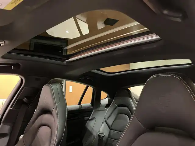 ポルシェ ポルシェ パナメーラ 4 E－ハイブリッド 10イヤーズED 道央・札幌 2020(令2)年 4.4万km ジェットブラック パノラマルーフシステム/BOSEサラウンドサウンド/ソフトクローズドア/PDLSPlus/PASM/純正メモリナビ/サラウンドビューカメラ/本革シート/14Wayコンフォートシート/シートヒーター/パワーテールゲート