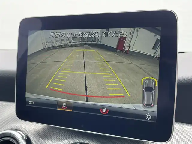 メルセデス・ベンツ ＧＬＡ２２０ 4マチック 東京都 2018(平30)年 4.2万km ポーラホワイト レーダーセーフティパッケージ/サンルーフ/純正ナビ/フルセグTV/Bluetooth接続/バックモニター/電動リアゲート/haman/kardon/ブラインドスポットモニター/レーンキープアシスト/衝突被害軽減ブレーキ/レーダークルーズコントロール/ステアリングスイッチ/ETC/ドライブレコーダー/電動パワーシート/フルオートエアコン/サイドエアバック/カーテンエアバック