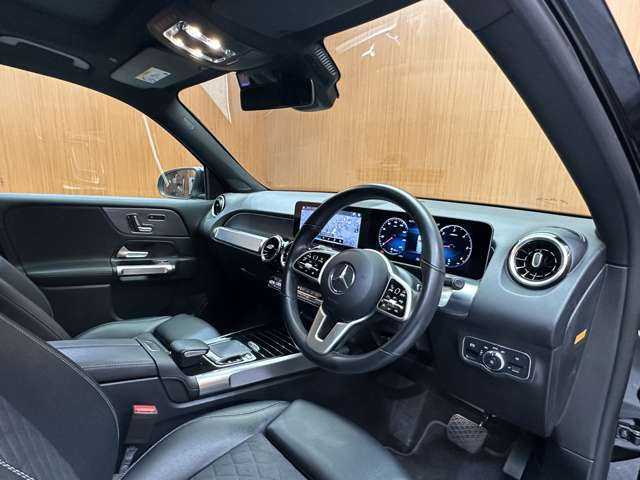 メルセデス・ベンツ ＧＬＢ２００ｄ 千葉県 2020(令2)年 3.5万km オブシディアンブラック ワンオーナー/パノラマＳＲ　/純正ナビ　/３６０°カメラ　/ＡＣＣ　/シートヒーター　/パワーシート　/ＬＥＤヘッドライト　/電動リアゲート　/Ｐアシスト