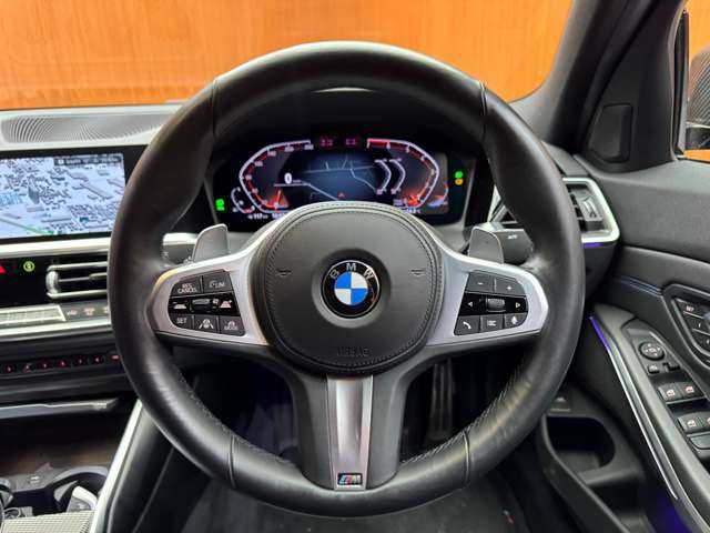 ＢＭＷ ３３０ｉ Mスポーツ 千葉県 2019(平31)年 2.6万km 黒 イノベーションパッケージ　/コンフォートパッケージ　/ファストトラックパッケージ　/ヘッドアップディスプレイ　/ＡＣＣ　/３６０°カメラ　/ＡｐｐｌｅＣａｒＰｌａｙ