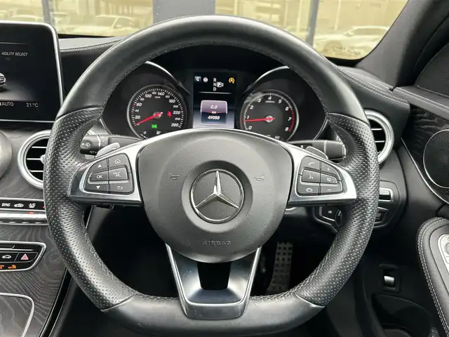 メルセデス・ベンツ Ｃ１８０ アバンギャルド AMGライン 石川県 2014(平26)年 4.9万km 黒 純正ナビ/フルセグTV/バックカメラ/ETC/アダプティブクルーズコントロール/パワーシート/アンチロック・ブレーキ・システム/衝突被害軽減システム/横滑り防止装置/前後コーナーセンサー/レーンキープアシスト/パーキングアシスト/盗難防止装置/オートマチックハイビーム/LEDヘッドライ/純正アルミホイール/スマートキー