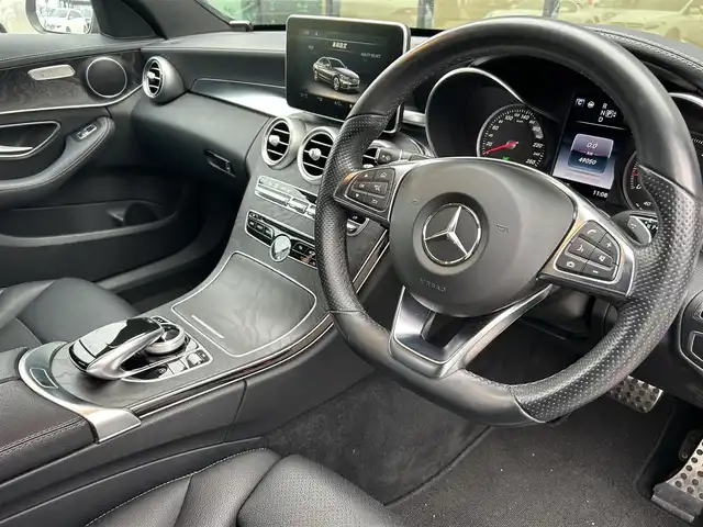 メルセデス・ベンツ Ｃ１８０ アバンギャルド AMGライン 石川県 2014(平26)年 4.9万km 黒 純正ナビ/フルセグTV/バックカメラ/ETC/アダプティブクルーズコントロール/パワーシート/アンチロック・ブレーキ・システム/衝突被害軽減システム/横滑り防止装置/前後コーナーセンサー/レーンキープアシスト/パーキングアシスト/盗難防止装置/オートマチックハイビーム/LEDヘッドライ/純正アルミホイール/スマートキー