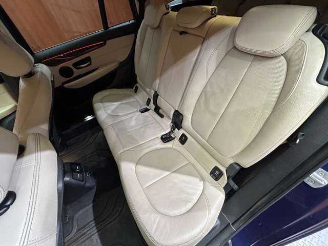 ＢＭＷ ２１８ｄ グランツアラー ラグジュアリー 千葉県 2019(平31)年 6.3万km メディテラニアンブルー ＡＣＣ　/コンフォートＰＫＧ　/白革シート　/ＨＵＤ　/ナビ　/Ｂカメラ　/Ｂｌｕｅｔｏｏｔｈ接続　/電動シート　/シートヒーター　/電動リアゲート　/ＰＤＣ　/衝突軽減Ｂ　/ＬＫＡ　/ＬＥＤヘッドライト　/コンフォートアクセス