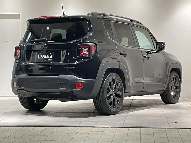 クライスラー・ジープ ジープ レネゲード ナイトイーグル 愛知県 2018(平30)年 4.1万km 黒 Ｕｃｏｎｎｅｃｔディスプレイオーディオ　/Ｂｅａｔｓサウンド　/Ｂｌｕｅｔｏｏｔｈ　/バックカメラ　/ＡｐｐｌｅＣａｒＰｌａｙ　/パーキングセンサー　/クルーズコントロール　/セーフティドライブアシスト/レーンキープアシスト/ブラインドスポットモニター/ＥＴＣ/プッシュスタート/ウィンカーミラー/アイドリングストップ