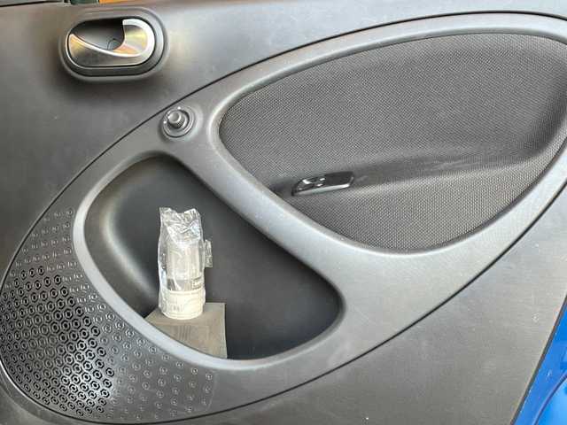 スマート ＭＣＣ スマート フォーフォー BRABUSスポーツ 愛知県 2018(平30)年 1.8万km 青Ｍ 社外9インチナビ/フルセグTV/Bluetooth/パノラマガラスルーフ/黒革シート/シートヒーター/アイドリングストップ/コーナーセンサー/衝突被害軽減ブレーキ/クルーズコントロール/パドルシフト/純正17インチアルミ