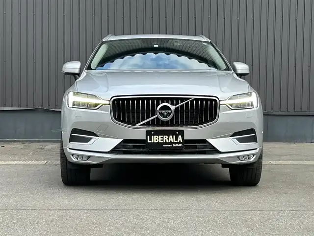 ボルボ ＸＣ６０ D4 AWD インスクリプション 青森県 2020(令2)年 2.6万km ブライトシルバーM 純正ナビ/(フルセグTV/CD/DVD/Bluetooth)/全周囲カメラ/ヘッドアップディスプレイ/前後ドライブレコーダー/全席シートヒーター/前席パワーシート/ルーフレール/サンルーフ/前後コーナーセンサー/レーンキープアシスト/ブラインドスポットモニター/パーキングアシスト/4WD/純正アルミホイール/純正フロアマット/スマートキー/スペアキー/オートライト/プッシュエンジンスタート