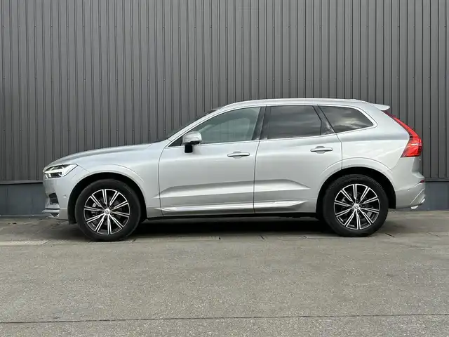 ボルボ ＸＣ６０ D4 AWD インスクリプション 青森県 2020(令2)年 2.6万km ブライトシルバーM 純正ナビ/(フルセグTV/CD/DVD/Bluetooth)/全周囲カメラ/ヘッドアップディスプレイ/前後ドライブレコーダー/全席シートヒーター/前席パワーシート/ルーフレール/サンルーフ/前後コーナーセンサー/レーンキープアシスト/ブラインドスポットモニター/パーキングアシスト/4WD/純正アルミホイール/純正フロアマット/スマートキー/スペアキー/オートライト/プッシュエンジンスタート