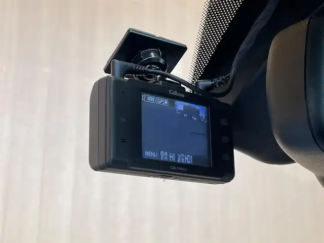 フィアット ５００ ツインエア ラウンジ 愛知県 2016(平28)年 2万km ボサノバホワイト 社外メモリナビ/バックカメラ/フルセグTV/CD/DVD再生/Bluetooth/ガラスルーフ/HIDヘッドライト/純正15インチアルミホイル/アイドリングストップ/ステアリングスイッチ/ETC/フロント/リアフォグライト/ドラレコ