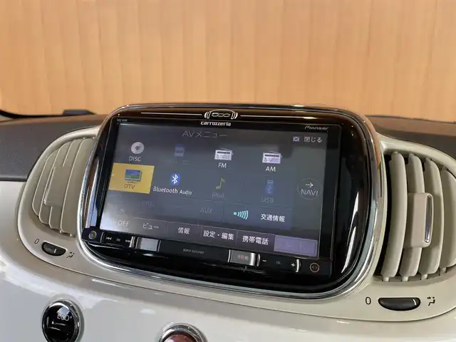 フィアット ５００ ツインエア ラウンジ 愛知県 2016(平28)年 2万km ボサノバホワイト 社外メモリナビ/バックカメラ/フルセグTV/CD/DVD再生/Bluetooth/ガラスルーフ/HIDヘッドライト/純正15インチアルミホイル/アイドリングストップ/ステアリングスイッチ/ETC/フロント/リアフォグライト/ドラレコ