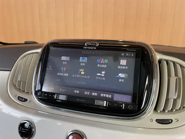 フィアット ５００ ツインエア ラウンジ 愛知県 2016(平28)年 2万km ボサノバホワイト 社外メモリナビ/バックカメラ/フルセグTV/CD/DVD再生/Bluetooth/ガラスルーフ/HIDヘッドライト/純正15インチアルミホイル/アイドリングストップ/ステアリングスイッチ/ETC/フロント/リアフォグライト/ドラレコ