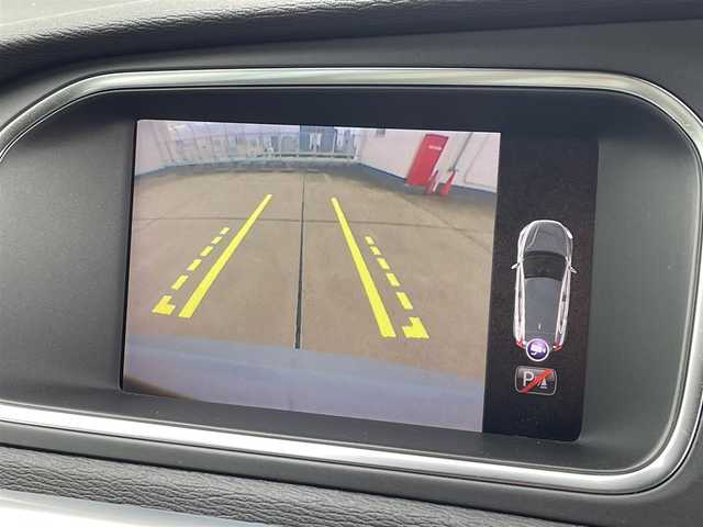 ボルボ Ｖ４０ T3 モメンタム 東京都 2017(平29)年 5.3万km アマゾンブルー 純正ナビ/フルセグTV/バックモニター/衝突被害軽減ブレーキ/レーンキープアシスト/ブラインドスポットモニター/クルーズコントロール/ドライブレコーダー/ETC/ステアリングスイッチ/フルオートエアコン/スマートキー/プッシュスタート/サイドエアバック/カーテンエアバック/電動パワーシート/純正17インチアルミホイール/純正LEDヘッドライト