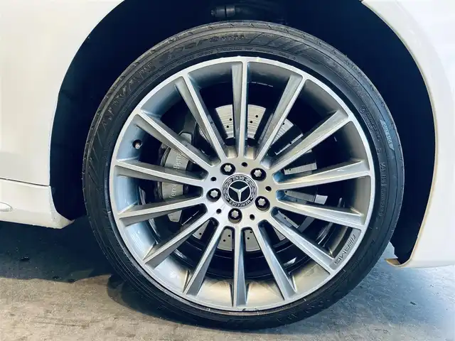 メルセデス・ベンツ Ｓ４００ｄ スポーツリミテッド 大阪府 2019(令1)年 4.9万km ダイヤモンドホワイト レザーエクスクルーシブP/レーダーセーフティP/ワンオーナー/サンルーフ/HUD/ACC/Burmeste/純正ナビ/TV/360度カメラ/applecarplay/純正20インチAW/LEDヘッドライト/アンビエントライト/電動リアゲート/ブラインドスポット/ワイヤレス充電/黒革/メモリ付きパワーシート/エアシートヒーター/ドアイージークローザー/パフュームアトマイザー