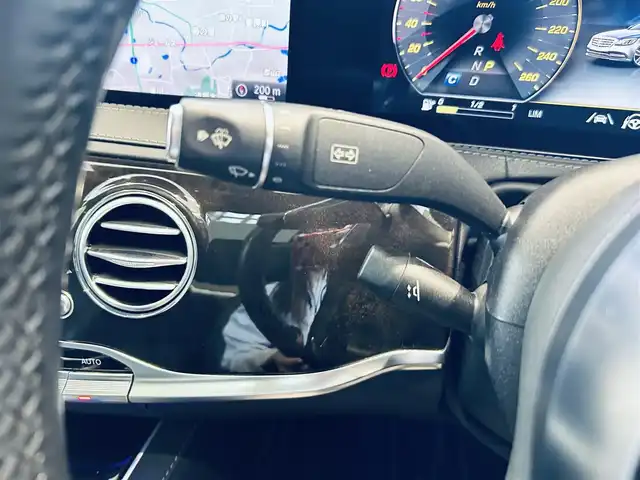 メルセデス・ベンツ Ｓ４００ｄ スポーツリミテッド 大阪府 2019(令1)年 4.9万km ダイヤモンドホワイト レザーエクスクルーシブP/レーダーセーフティP/ワンオーナー/サンルーフ/HUD/ACC/Burmeste/純正ナビ/TV/360度カメラ/applecarplay/純正20インチAW/LEDヘッドライト/アンビエントライト/電動リアゲート/ブラインドスポット/ワイヤレス充電/黒革/メモリ付きパワーシート/エアシートヒーター/ドアイージークローザー/パフュームアトマイザー