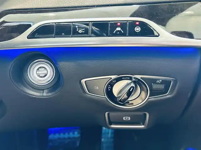 メルセデス・ベンツ Ｓ４００ｄ スポーツリミテッド 大阪府 2019(令1)年 4.9万km ダイヤモンドホワイト レザーエクスクルーシブP/レーダーセーフティP/ワンオーナー/サンルーフ/HUD/ACC/Burmeste/純正ナビ/TV/360度カメラ/applecarplay/純正20インチAW/LEDヘッドライト/アンビエントライト/電動リアゲート/ブラインドスポット/ワイヤレス充電/黒革/メモリ付きパワーシート/エアシートヒーター/ドアイージークローザー/パフュームアトマイザー