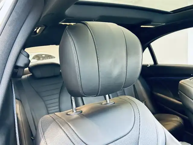 メルセデス・ベンツ Ｓ４００ｄ スポーツリミテッド 大阪府 2019(令1)年 4.9万km ダイヤモンドホワイト レザーエクスクルーシブP/レーダーセーフティP/ワンオーナー/サンルーフ/HUD/ACC/Burmeste/純正ナビ/TV/360度カメラ/applecarplay/純正20インチAW/LEDヘッドライト/アンビエントライト/電動リアゲート/ブラインドスポット/ワイヤレス充電/黒革/メモリ付きパワーシート/エアシートヒーター/ドアイージークローザー/パフュームアトマイザー