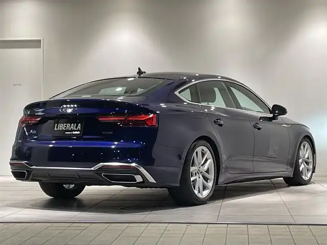 アウディ アウディ Ａ５ SB 40TDIクワトロ Sライン 愛知県 2022(令4)年 3.7万km 紺Ｍ Ｈ＆Ｒダウンサス　/バーチャルコクピット　/ハーフレザー　/シートヒーター　/ＭＭＩナビゲーション　/Ｂｌｕｅｔｏｏｔｈ　/３６０度カメラ　/ＡｐｐｌｅＣａｒＰｌａｙ/ＡｎｄｒｏｉｄＡｕｔｏ　/フルセグＴＶ　/ACC　/LKA　/BSM /ETC２．０/パワーバックドア/プッシュスタート/ウィンカーミラー/アイドリングストップ