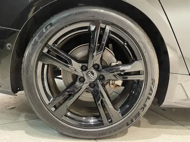 アウディ Ａ７ SB 55TFSIクワトロSライ 愛知県 2018(平30)年 5.1万km ミトスブラックメタリック ＢＡＮＧ＆ＯＬＦＳＥＮサウンド　/ＭＭＩナビゲーション　/Ｂｌｕｅｔｏｏｔｈ　/３６０度カメラ　/ＡｐｐｌｅＣａｒＰｌａｙ　/ＡｎｄｒｏｉｄＡｕｔｏ　/フルセグＴＶ　/ＡＣＣ　/ＬＫＡ　/ＢＳＭ　/バーチャルコクピット/マトリクスLEDヘッドライト/パワーバックドア/プッシュスタート/アイドリングストップ/ウィンカーミラー