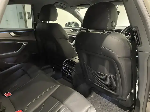 アウディ Ａ７ SB 55TFSIクワトロSライ 愛知県 2018(平30)年 5.1万km ミトスブラックメタリック ＢＡＮＧ＆ＯＬＦＳＥＮサウンド　/ＭＭＩナビゲーション　/Ｂｌｕｅｔｏｏｔｈ　/３６０度カメラ　/ＡｐｐｌｅＣａｒＰｌａｙ　/ＡｎｄｒｏｉｄＡｕｔｏ　/フルセグＴＶ　/ＡＣＣ　/ＬＫＡ　/ＢＳＭ　/バーチャルコクピット/マトリクスLEDヘッドライト/パワーバックドア/プッシュスタート/アイドリングストップ/ウィンカーミラー