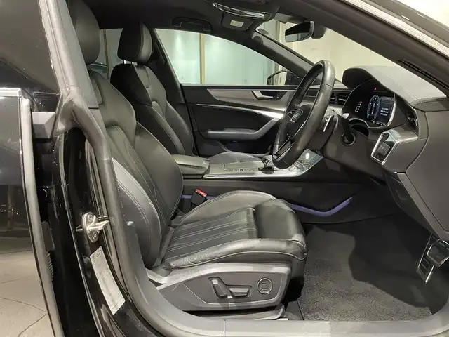 アウディ Ａ７ SB 55TFSIクワトロSライ 愛知県 2018(平30)年 5.1万km ミトスブラックメタリック ＢＡＮＧ＆ＯＬＦＳＥＮサウンド　/ＭＭＩナビゲーション　/Ｂｌｕｅｔｏｏｔｈ　/３６０度カメラ　/ＡｐｐｌｅＣａｒＰｌａｙ　/ＡｎｄｒｏｉｄＡｕｔｏ　/フルセグＴＶ　/ＡＣＣ　/ＬＫＡ　/ＢＳＭ　/バーチャルコクピット/マトリクスLEDヘッドライト/パワーバックドア/プッシュスタート/アイドリングストップ/ウィンカーミラー