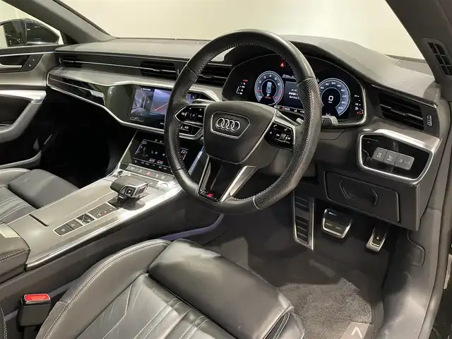 アウディ Ａ７ SB 55TFSIクワトロSライ 愛知県 2018(平30)年 5.1万km ミトスブラックメタリック ＢＡＮＧ＆ＯＬＦＳＥＮサウンド　/ＭＭＩナビゲーション　/Ｂｌｕｅｔｏｏｔｈ　/３６０度カメラ　/ＡｐｐｌｅＣａｒＰｌａｙ　/ＡｎｄｒｏｉｄＡｕｔｏ　/フルセグＴＶ　/ＡＣＣ　/ＬＫＡ　/ＢＳＭ　/バーチャルコクピット/マトリクスLEDヘッドライト/パワーバックドア/プッシュスタート/アイドリングストップ/ウィンカーミラー