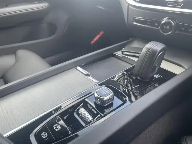 ボルボ Ｖ６０ クロスカントリー B5 AWD 栃木県 2021(令3)年 3.7万km オスミウムグレーM 黒革シート/パワーシート/全席シートヒーター/ナビ/フルセグTV/　TVキャンセラー/全方位カメラ/ETC/パワーテールゲート/ステアリングヒーター/ACC/レーンキープアシスト/ブラインドスポット/クリアランスソナー/LEDヘッドライト/ドライブレコーダー