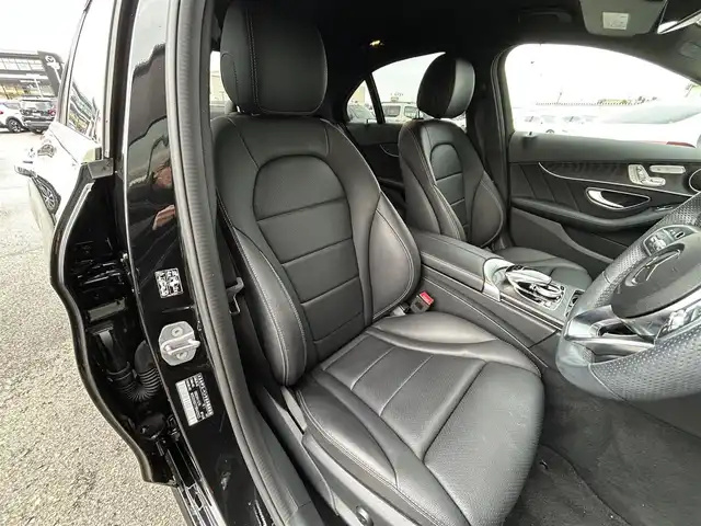 メルセデス・ベンツ Ｃ２００ 石川県 2019(平31)年 4.5万km 黒 AMGライン/レーダーセーフティパッケージ/ブラインドスポットアシスト/運転席パワーシート/助手席パワーシート/運転席シートヒーター/助手席シートヒーター/レインセンサーワイパー/ISOFIX対応チャイルドシート固定バー/HDDナビ/フルセグテレビ/バックカメラ/プッシュスタート/ETC