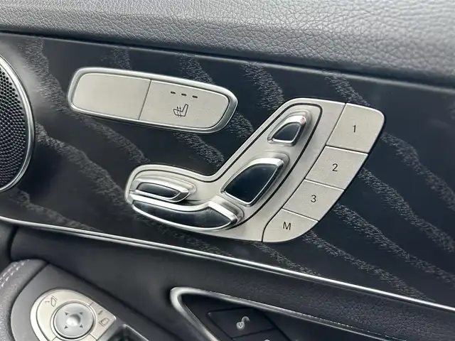 メルセデス・ベンツ Ｃ２００ 石川県 2019(平31)年 4.5万km 黒 AMGライン/レーダーセーフティパッケージ/ブラインドスポットアシスト/運転席パワーシート/助手席パワーシート/運転席シートヒーター/助手席シートヒーター/レインセンサーワイパー/ISOFIX対応チャイルドシート固定バー/HDDナビ/フルセグテレビ/バックカメラ/プッシュスタート/ETC