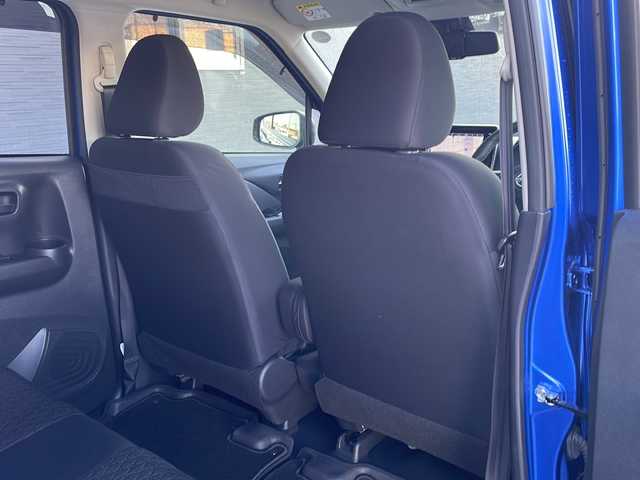 日産 デイズ HWS X プロパイロットED 道北・旭川 2023(令5)年 0.4万km オーシャンブルーP /４WD//禁煙車//純正ナビ/BT/SD/TV/ラジオ//全方位カメラ//オートエアコン//前席シートヒーター//ステアリングヒーター//革巻きステアリング//ステアリングスイッチ//アイドリングストップ//オートライト//LEDヘッドライト//LEDフォグランプ//夏タイヤ純正AW積込み//プロパイロット/インテリジェントエマージェンシーブレーキ/車線逸脱警報/踏み間違い衝突防止アシスト/ふらつき警報/標識検知機能/先行車発進お知らせ機能//ミラーウィンカー//ドアバイザー//純正フロアマット//スマートキー//スペアキー//保証書//取説