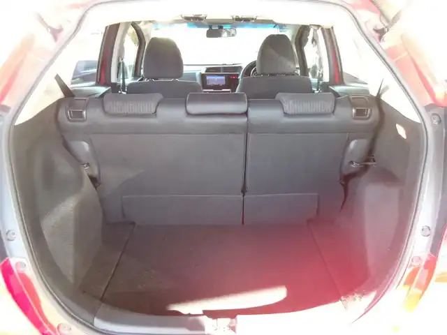 ホンダ フィット 13G Fパッケージ 群馬県 2016(平28)年 5.1万km ミラノレッド ワンオーナー/社外メモリーナビ・フルセグTV/ ・BT・DVD(AVIC-RZ07)/バックモニター/社外ドライブレコーダー/社外ETC/純正フロント・リアセンサー/純正LEDヘッドライト/社外14インチアルミホイール/オートリトラミラー/スマートキー×2＆プッシュスタート/保証書＆取説